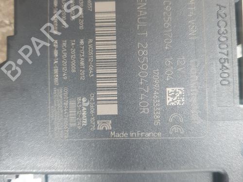 Card reader RENAULT CLIO IV Grandtour (KH_) 1.5 dCi 90 (KHN3, KHN4) | BP32213243E4