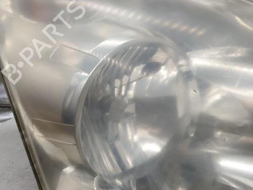 Used Right headlight Right headlight TOYOTA COROLLA Verso (ZER_, ZZE12_, R1_) 2.0 D-4D (CUR10_, CUR10R) (116 hp) 24422387 24422387