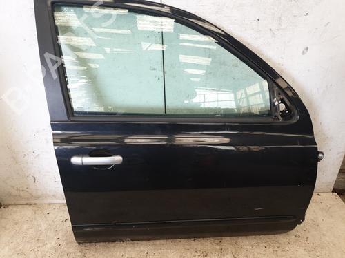 Used Right front door RENAULT SCÉNIC II (JM0/1_) 1.9 dCi (JM0G, JM12, JM1G, JM2C) (120 hp) 29124444