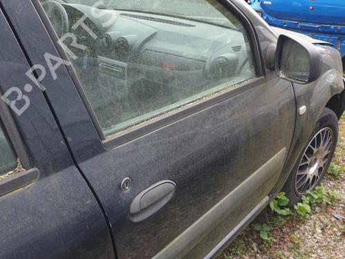 Used Right front door DACIA LOGAN MCV (KS_) 1.5 dCi (KS0W) (86 hp) 26135391