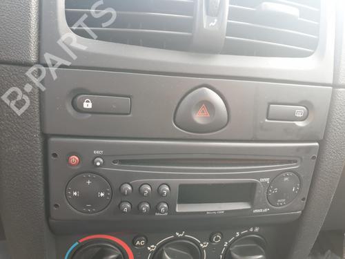 Used Radio Radio 38034902 38034902