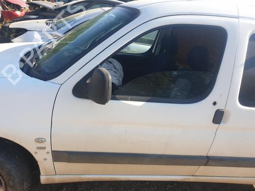 Used Left front door Left front door 37250420 37250420