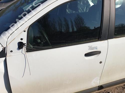 left-front-door-dacia-lodgy-js_-2012-33317393 main image