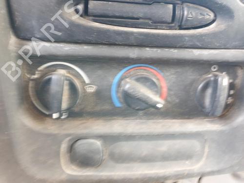 Used Climate control Climate control 37588105 37588105