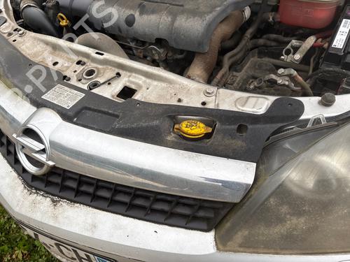 Used Grille Grille 39429239 39429239