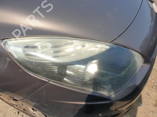Right headlight RENAULT SCÉNIC III (JZ0/1_) 1.5 dCi | BP29474706C29 