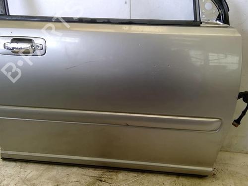 Used Right front door NISSAN X-TRAIL I (T30) 2.2 Di 4x4 (114 hp) 22868121