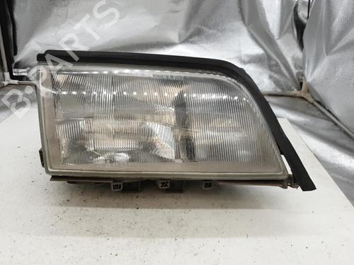 Used Right headlight MERCEDES-BENZ C-CLASS (W202) C 220 D (202.121) (95 hp) 22867787