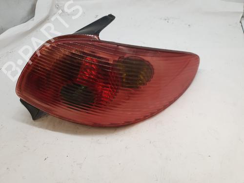 Used Right taillight PEUGEOT 206 Hatchback (2A/C) 1.4 HDi eco 70 (68 hp) 26395466