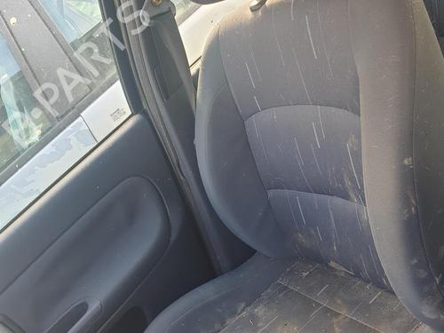 Sæde højre fortil RENAULT CLIO II (BB_, CB_) 1.2 16V (BB05, BB0W, BB11, BB27, BB2T, BB2U, BB2V, CB05,... (75 hp) 28707612