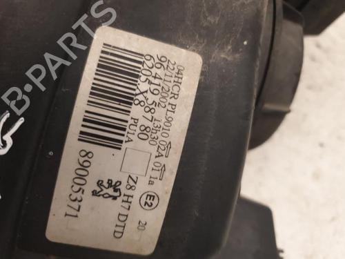 Right headlight PEUGEOT 607 (9D, 9U) 2.2 HDi | BP22867225C29 