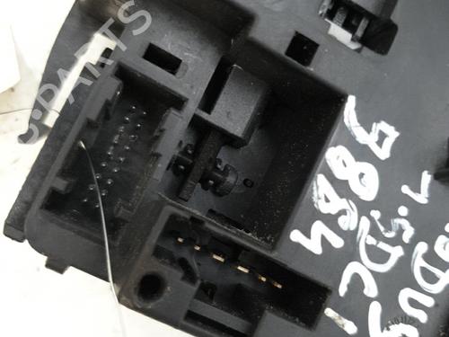 Used Steering column stalk Steering column stalk RENAULT MODUS / GRAND MODUS (F/JP0_) 1.5 dCi (FP0D, JP0D) (82 hp) 22871884 22871884