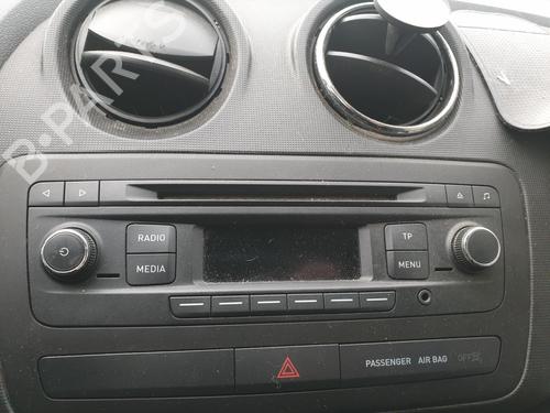 Bilradio SEAT IBIZA IV (6J5, 6P1) 1.2 (60 hp) 31669465