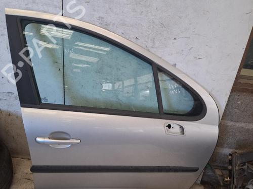 Used Right front door Right front door 39090492 39090492