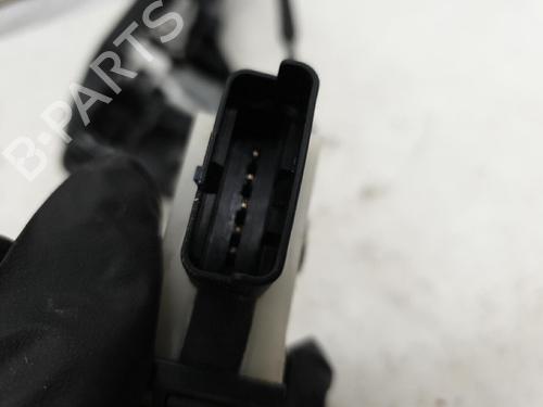 Rear right lock PEUGEOT 208 I (CA_, CC_) 1.0 VTi | BP24421987C99