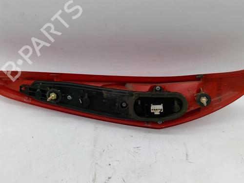 Used Right taillight Right taillight 22880417 22880417