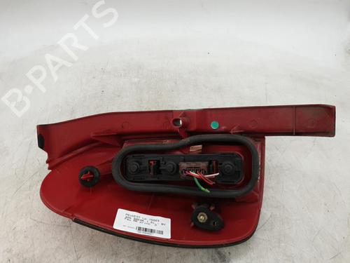 Used Right taillight Right taillight PEUGEOT 306 Break (7E, N3, N5) 1.6 (89 hp) 22872510 22872510
