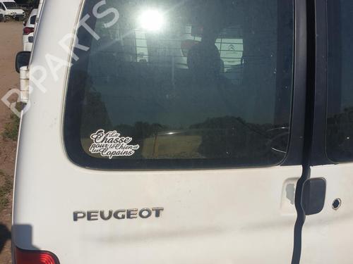 Venstre bagagerum dør Venstre bagagerum dør PEUGEOT PARTNER Box Body/MPV (5_, G_) 1.6 HDi 90 (90 hp) 37250418 37250418