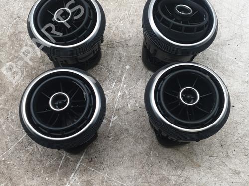 Used Air vent AUDI A3 (8V1, 8VK) 1.4 TSI (150 hp) 31637174