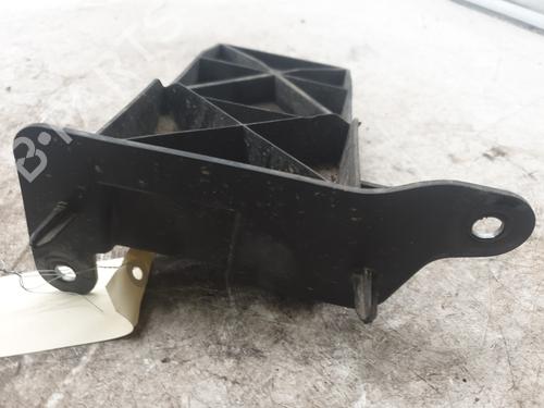 Crossmember RENAULT TWINGO III (BCM_, BCA_) 1.0 SCe 70 (BCMB) | BP30614254C162