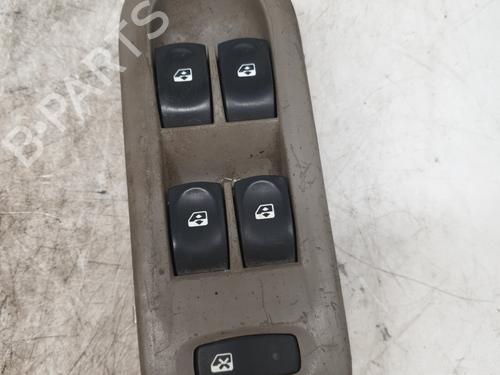 Left front window switch RENAULT CLIO III (BR0/1, CR0/1) 1.5 dCi (BR17, CR17) | BP24501467I27 - Image 1