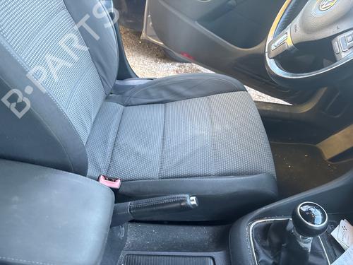Left front seat VW GOLF VI (5K1) 1.6 TDI | BP39424275C15 - Image 3