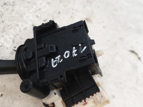 switch-suzuki-sx4-ey-gy-16-ddis-rw416d-2006-22864766 main image