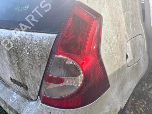 right-taillight-dacia-sandero-2008-39664952 main image
