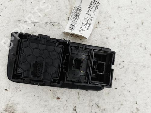 Headlight switch RENAULT SCÉNIC III (JZ0/1_) 1.5 dCi | BP25842889I24 - Image 2