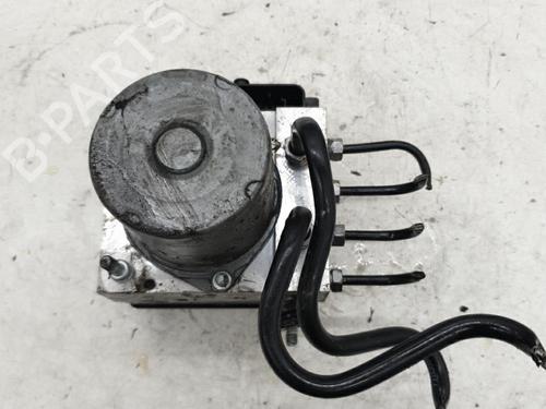 Used ABS pump PEUGEOT 5008 (0U_, 0E_) 1.6 HDi (112 hp) 22884503