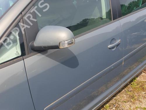 Used Left front door VW TOURAN (1T1, 1T2) 1.9 TDI (105 hp) 26584074