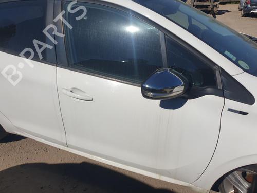 Used Right front door Right front door 38564720 38564720
