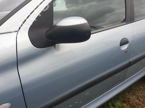 Used Left front door PEUGEOT 206 Hatchback (2A/C) 1.4 i (75 hp) 27585170