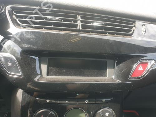 Comutador / Botão 4 piscas Comutador / Botão 4 piscas CITROËN DS3 (SA_) 1.6 HDi 90 (92 hp) 33890171 33890171