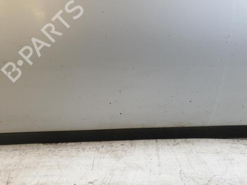 Used Right front door MERCEDES-BENZ A-CLASS (W168) A 170 CDI (168.008) (90 hp) 30710499