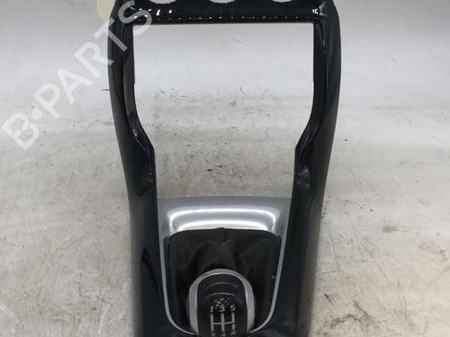 Used Middle console Middle console CITROËN DS3 (SA_) 1.2 VTi 82 (82 hp) 24420949 24420949