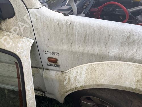 Used Right front fenders Right front fenders SUZUKI JIMNY Closed Off-Road Vehicle (SN) 1.5 DDiS 4WD (SN415D) (65 hp) 40452601 40452601