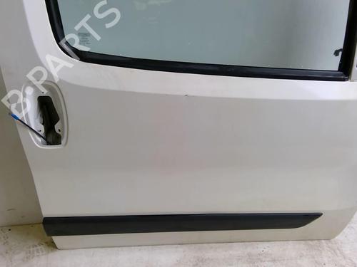 Used Right front door Right front door 22882355 22882355