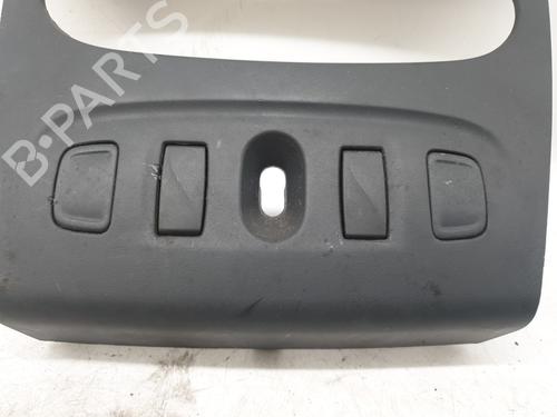 middle-console-dacia-logan-ii-2012-25281172 main image