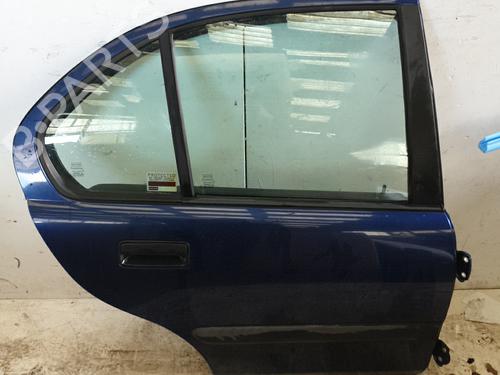 Used Right rear door Right rear door 22871236 22871236