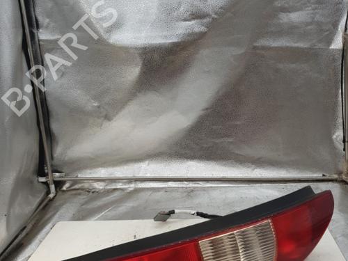 Used Left taillight FORD MONDEO III Turnier (BWY) 1.8 16V (125 hp) 22864672