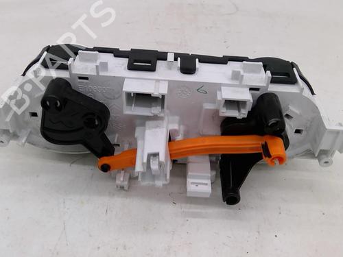 Used Climate control PEUGEOT 208 I (CA_, CC_) 1.6 BlueHDi 100 (100 hp) 22876501