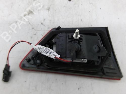 Used Right tailgate light Right tailgate light RENAULT CLIO IV (BH_) 0.9 TCe 90 (BHNF, BHMA, BHMH, BHJK, BHJR) (90 hp) 22886304 22886304