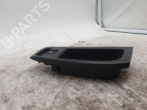 right-front-window-switch-vw-fox-hatchback-5z1-5z3-5z4-2003-2004-2005-2006-2007-2008-2009-2010-2011-2012-2013-2014-2015-23845411 main image