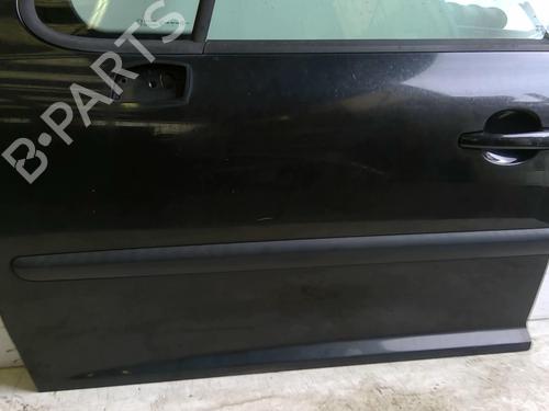 Used Left front door Left front door 22869170 22869170