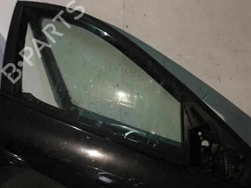 right-front-door-renault-megane-iii-hatchback-bz01_-b3_-15-dci-801006560r-2008-22884465 main image