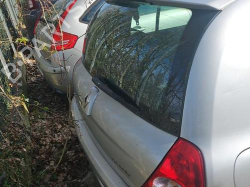 Recambios RENAULT CLIO II (BB_, CB_) 1.5 dCi (B/C2J) (68 hp) 4447518