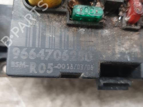 fuse-box-citroen-berlingo-box-bodympv-b9-2008-32523959 main image