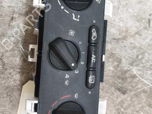 Used Climate control PEUGEOT 1007 (KM_) 1.4 HDi (68 hp) 28072559