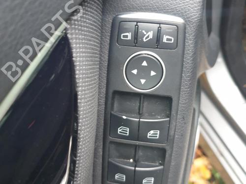 Used Left front window switch Left front window switch MERCEDES-BENZ C-CLASS (W204) C 180 CDI (204.000) (120 hp) 30081817 30081817